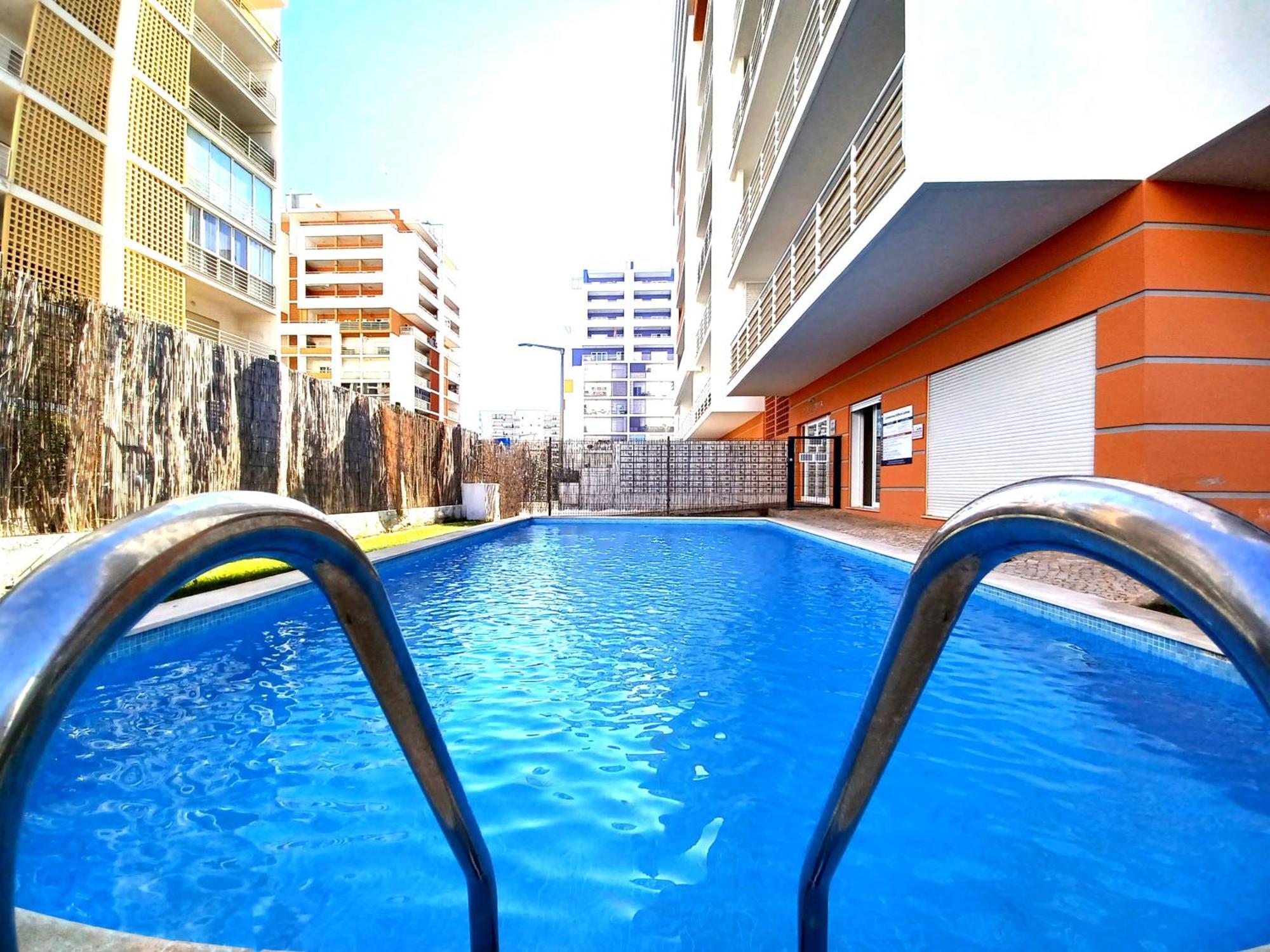 Edificio Lumina Sunshine Beach Apartment Portimão Exterior foto
